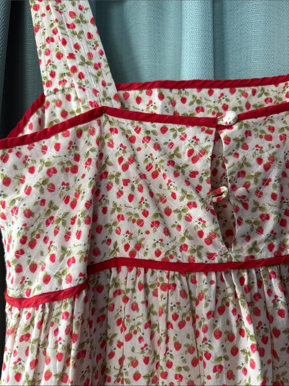 Christy Dawn Chiara strawberry print dress, XS - excellent condition! - Picture 4 of 6